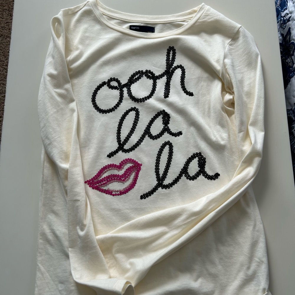 Gap t shirt
